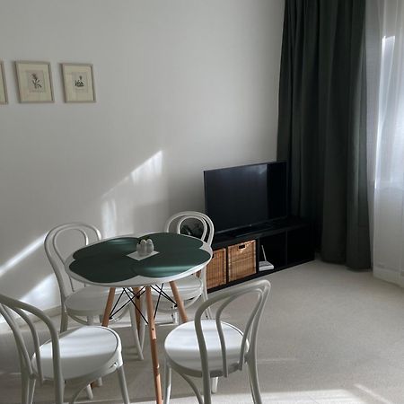 Skau Dunajska Family Two Bedroom Apartment Old Town Bratislava Exterior photo