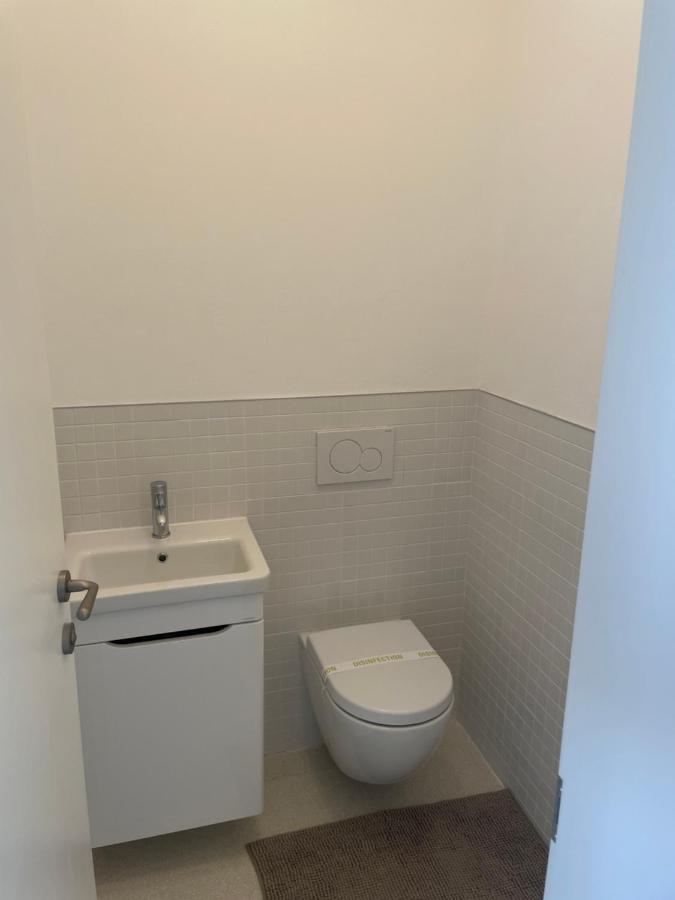Skau Dunajska Family Two Bedroom Apartment Old Town Bratislava Exterior photo